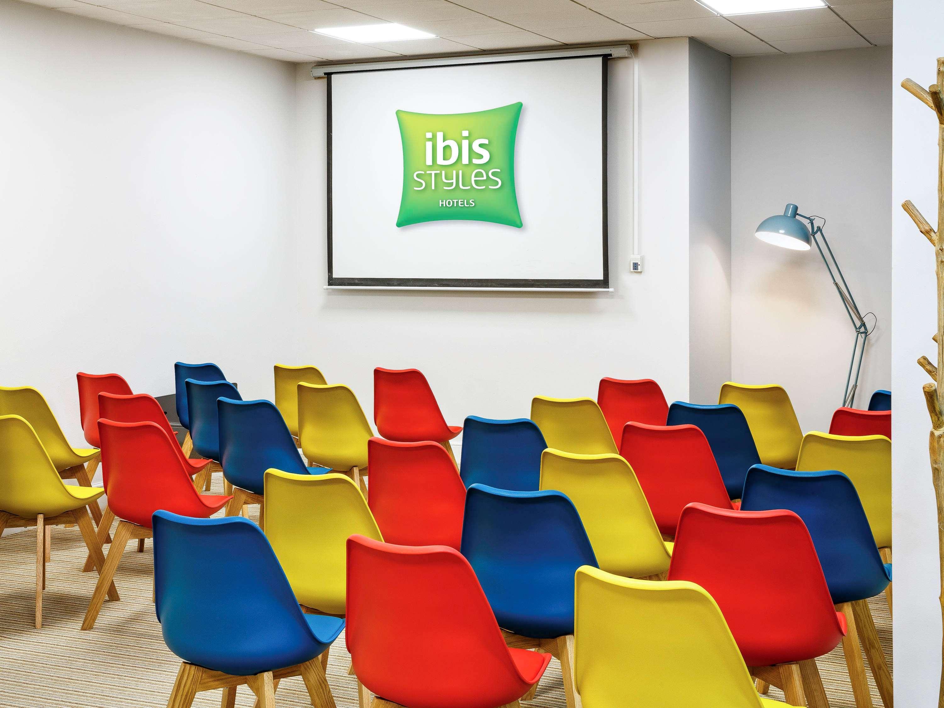 Hotel Ibis Styles Birmingham Oldbury 3*