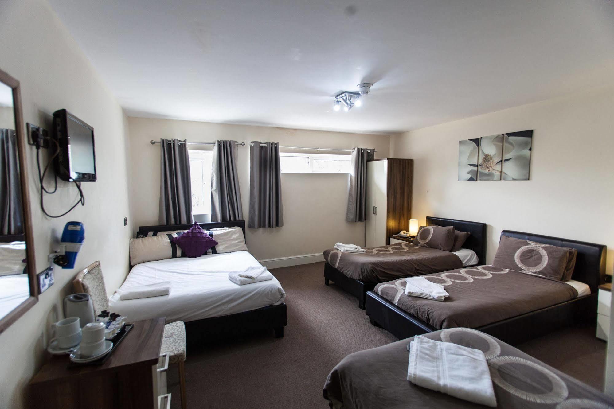 Hotel Ibis Styles Birmingham Oldbury 3*