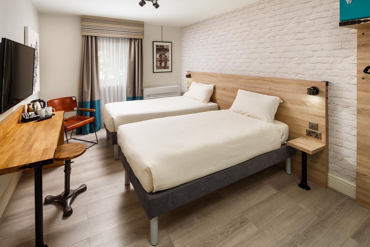Ibis Styles Birmingham Oldbury Hotel 3*